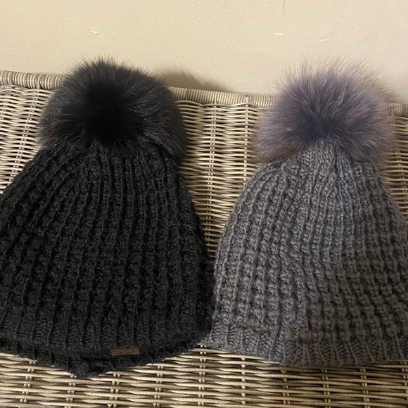 kyi kyi canada Accessories - Black kyi kyi fox fur beanie grey kyi kyi fox fur Bernie